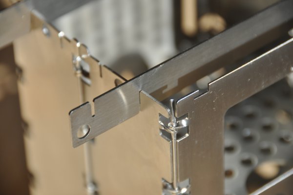 Bushcraft Essentials Bushbox LF Titanium