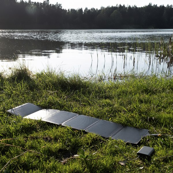 Aqiila Sunbird P56 foldbart solpanel | 54W